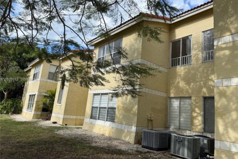 Купить кондоминиум в Санрайз, Флорида 1 спальня, № 2043540 - фото 13