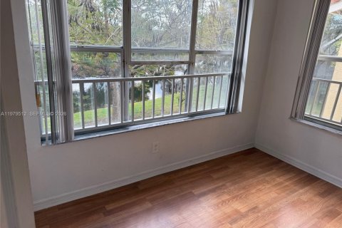 Купить кондоминиум в Санрайз, Флорида 1 спальня, № 2043540 - фото 9