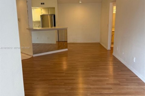 Купить кондоминиум в Санрайз, Флорида 1 спальня, № 2043540 - фото 5