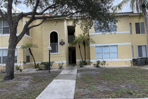 Кондоминиум с 1 спальней в Санрайз, Флорида № 2043540