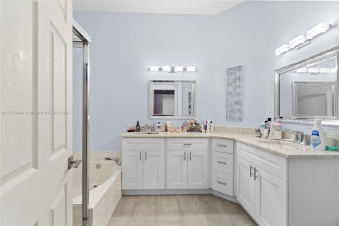 Condominio en venta en Boynton Beach, Florida, 3 dormitorios, 153.94 m2 № 1714023 - foto 21