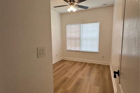 Condominio en venta en Orlando, Florida, 3 dormitorios, 129.88 m2 № 1839984 - foto 13