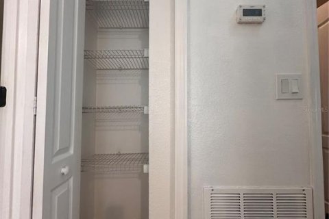 Condominio en venta en Orlando, Florida, 3 dormitorios, 129.88 m2 № 1839984 - foto 22
