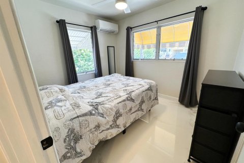 Apartment in Hallandale Beach, Florida 2 bedrooms, 83.61 sq.m. № 2247169 - photo 7