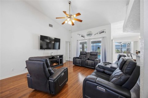 Casa en venta en Port Charlotte, Florida, 3 dormitorios, 168.34 m2 № 2139852 - foto 6