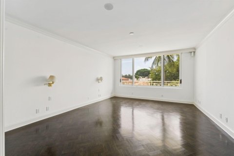 Condo in Palm Beach, Florida, 3 bedrooms № 2374297 - photo 14