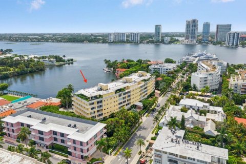 Condo in Palm Beach, Florida, 3 bedrooms № 2374297