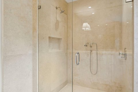 Condo in Palm Beach, Florida, 3 bedrooms № 2374297 - photo 21