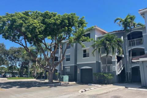 Copropriété à vendre à Pembroke Pines, Floride: 2 chambres, 101.36 m2 № 2394754 - photo 4
