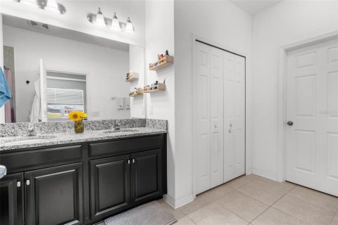 Casa en venta en Spring Hill, Florida, 4 dormitorios, 214.88 m2 № 1828627 - foto 14