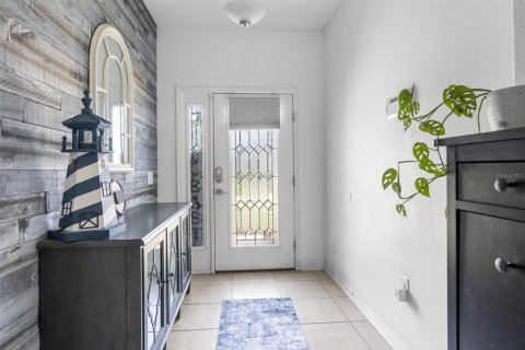 Casa en venta en Spring Hill, Florida, 4 dormitorios, 214.88 m2 № 1828627 - foto 4