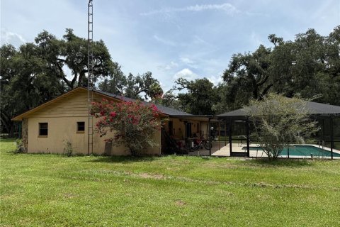 House in Bushnell, Florida 3 bedrooms, 221.57 sq.m. № 1822686 - photo 10