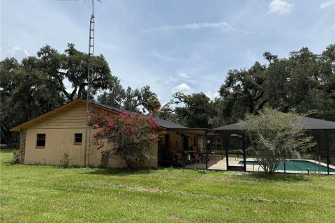 House in Bushnell, Florida 3 bedrooms, 221.57 sq.m. № 1822686 - photo 11