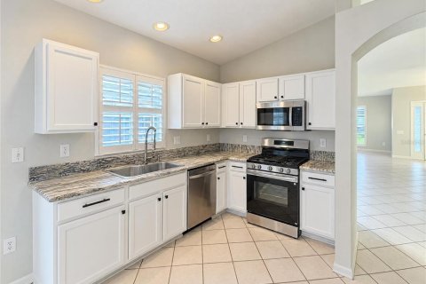 House in Wesley Chapel, Florida 4 bedrooms, 189.43 sq.m. № 2431210 - photo 11
