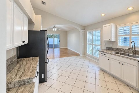 House in Wesley Chapel, Florida 4 bedrooms, 189.43 sq.m. № 2431210 - photo 7