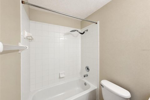 House in Wesley Chapel, Florida 4 bedrooms, 189.43 sq.m. № 2431210 - photo 30