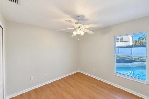 House in Wesley Chapel, Florida 4 bedrooms, 189.43 sq.m. № 2431210 - photo 21