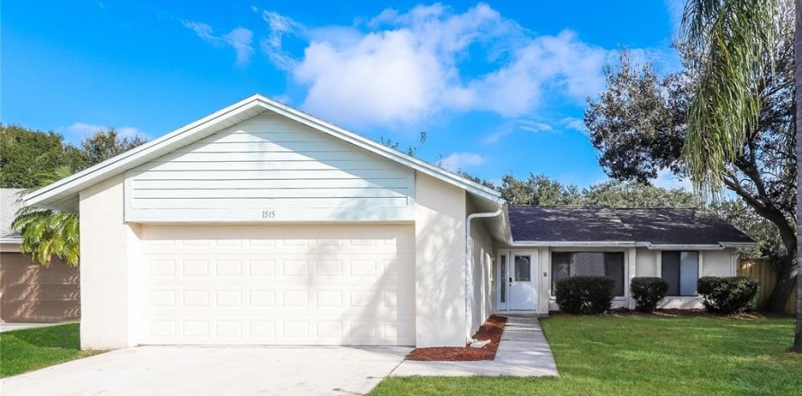 Casa en Brandon, Florida 3 dormitorios, 125.51 m2 № 1912693
