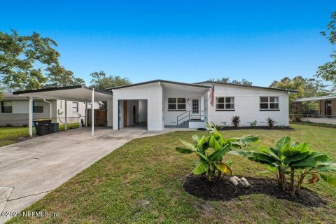 Villa ou maison à vendre à Jacksonville, Floride: 4 chambres, 181.16 m2 № 774621 - photo 1