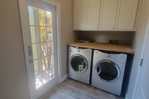 Casa en alquiler en New Port Richey, Florida, 3 dormitorios, 173.82 m2 № 1873222 - foto 24