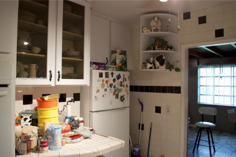 House in Miami, Florida 3 bedrooms, 133.13 sq.m. № 1867349 - photo 15