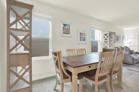 House in Wimauma, Florida 5 bedrooms, 234.3 sq.m. № 1873252 - photo 8