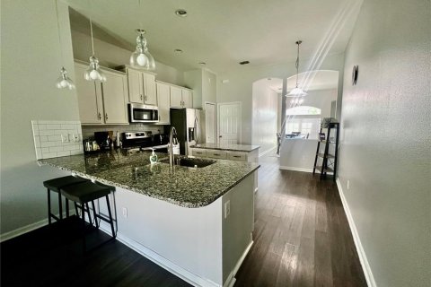 House in Gainesville, Florida 4 bedrooms, 180.69 sq.m. № 1597942 - photo 4
