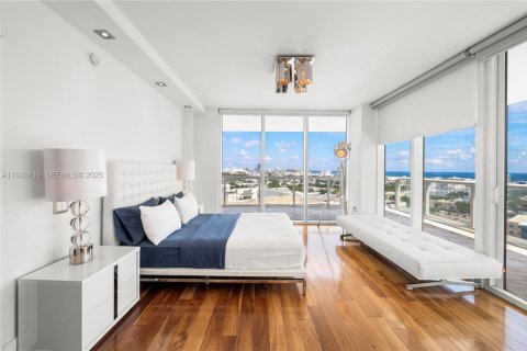 Condominio en alquiler en Miami Beach, Florida, 2 dormitorios, 127.28 m2 № 1986924 - foto 13