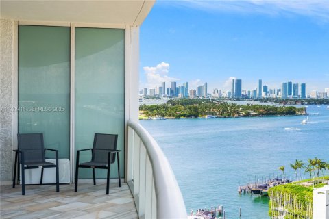 Condominio en alquiler en Miami Beach, Florida, 2 dormitorios, 127.28 m2 № 1986924 - foto 27