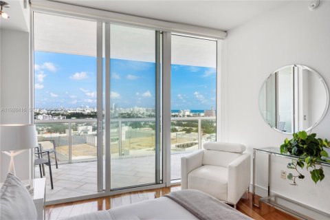 Condominio en alquiler en Miami Beach, Florida, 2 dormitorios, 127.28 m2 № 1986924 - foto 20