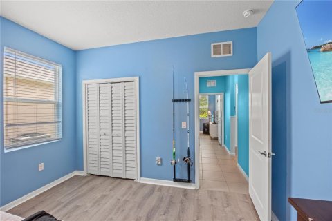 House in Palmetto, Florida 4 bedrooms, 192.12 sq.m. № 1843114 - photo 11