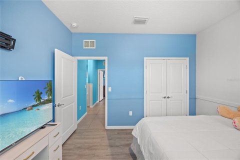 House in Palmetto, Florida 4 bedrooms, 192.12 sq.m. № 1843114 - photo 8