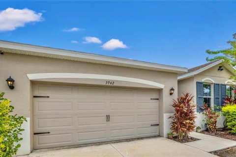 House in Palmetto, Florida 4 bedrooms, 192.12 sq.m. № 1843114 - photo 2