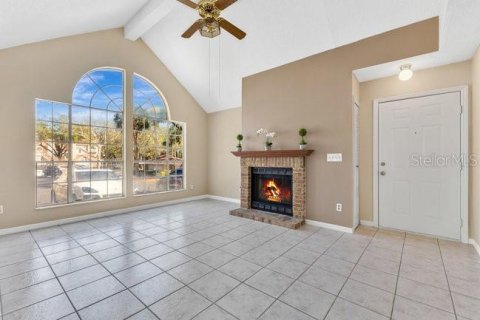 Condo in Altamonte Springs, Florida, 3 bedrooms  № 1626712 - photo 4