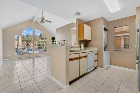 Condo in Altamonte Springs, Florida, 3 bedrooms  № 1626712 - photo 11