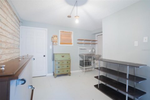 House in Tampa, Florida 4 bedrooms, 180.23 sq.m. № 1902213 - photo 17