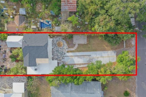House in Tampa, Florida 4 bedrooms, 180.23 sq.m. № 1902213 - photo 23