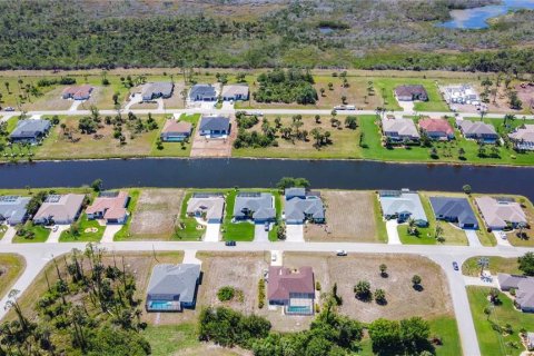 House in Rotonda, Florida 5 bedrooms, 294.96 sq.m. № 1649163 - photo 10