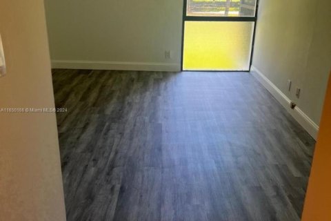 Купить кондоминиум в Авентура, Флорида 1 комната, 68.84м2, № 2054952 - фото 11