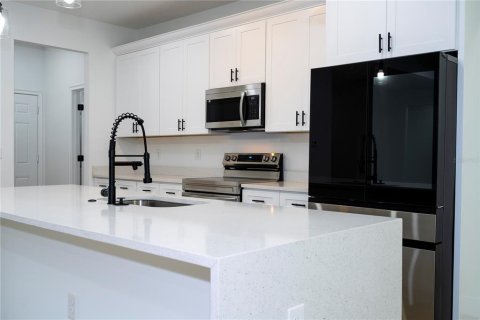 Villa ou maison à vendre à Orlando, Floride: 4 chambres, 207.54 m2 № 2402942 - photo 22