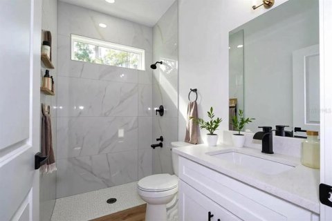 Villa ou maison à vendre à Orlando, Floride: 4 chambres, 207.54 m2 № 2402942 - photo 7