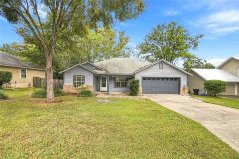 Villa ou maison à Gainesville, Floride 3 chambres, 141.12 m2 № 2398549