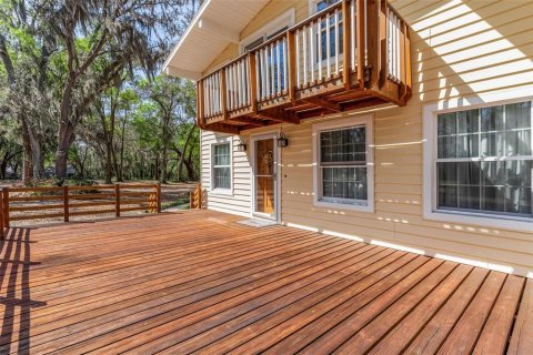 House in Lady Lake, Florida 3 bedrooms, 136.57 sq.m. № 2204153 - photo 10