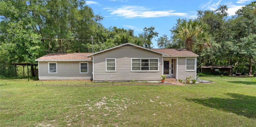 Villa ou maison à Sorrento, Floride 3 chambres, 97.83 m2 № 2205569