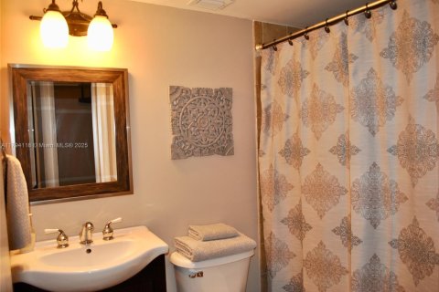 Condominio en venta en Deerfield Beach, Florida, 1 dormitorio, 88.26 m2 № 1861454 - foto 7