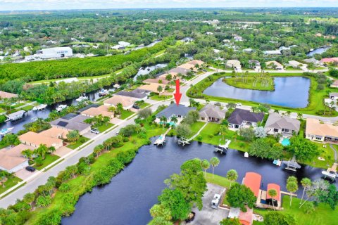 Villa ou maison à vendre à Stuart, Floride: 4 chambres, 284 m2 № 2147046 - photo 15
