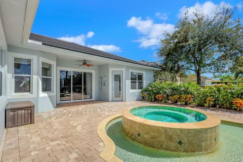 Villa ou maison à vendre à Stuart, Floride: 4 chambres, 284 m2 № 2147046 - photo 23