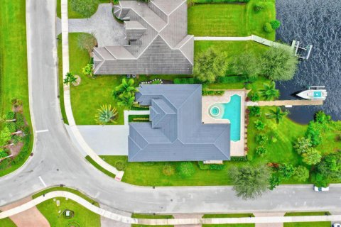Villa ou maison à vendre à Stuart, Floride: 4 chambres, 284 m2 № 2147046 - photo 4