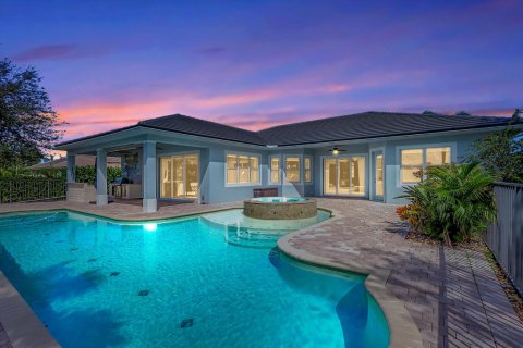 Villa ou maison à Stuart, Floride 4 chambres, 284 m2 № 2147046