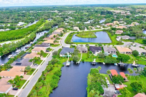 Villa ou maison à vendre à Stuart, Floride: 4 chambres, 284 m2 № 2147046 - photo 16